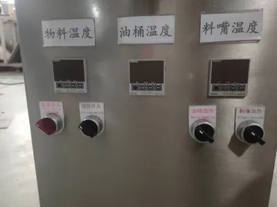 Single Hole Lipstick Filling Machine Manual Lipstick Heating Mixing Filling Machine Tempture Essential Oil Honey Filling Equipment