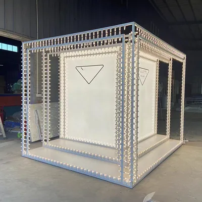 Provide Customized Visual Merchandising Creative Design Merchandising Props Crafts Brand Window Display