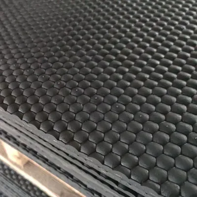 Anti Fatigue Bubble Hammer Top Rubber Cow Stable Mat for Dairy