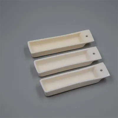 95% 99.7%Heat Resistant Alumina Ceramic Crucible/Boat