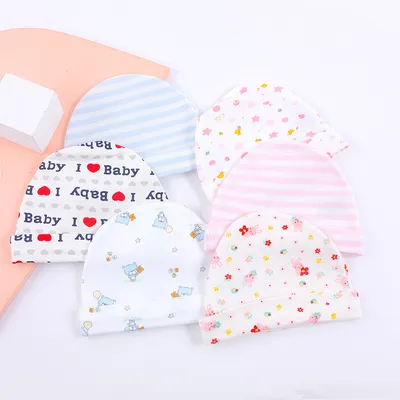 New Born Baby Cap Gift Set Soft Cotton Socks Mittens Scratch Prevention