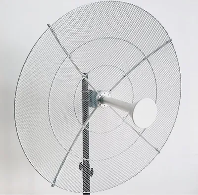Compact Packing 6.5GHz 32dBi MIMO Parabolic Dish Antenna Assembled by The Combined Reflectors