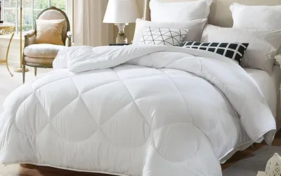 White Color Fabric Fill with Polyester Fiber Comforter