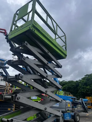 Cost-Effective Lithium Battery Powered Arm Crane for Television