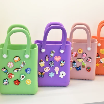 Wholesale Custom Logo Design Blank Charms for Bogg Bag Makeup Handbag Smal Tote Silicone Beach Insert Bit Accessories Available
