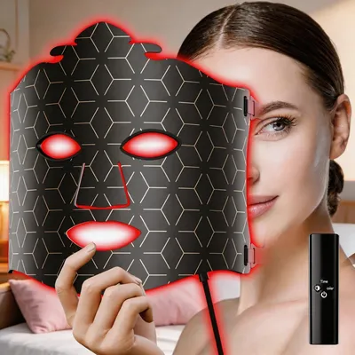 Revitalizing Silicone Face Mask with LED Light Therapy Technology