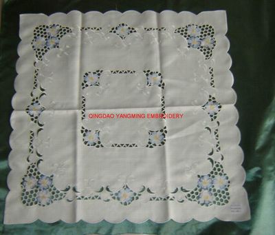 Table Cloth with Embroidery (YMT003)