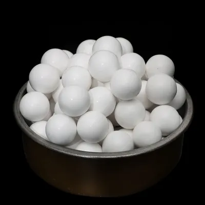 High-Performance Heat-Resistant Zirconium Oxide Ceramic Ball for Chemical Reactor with Solvent-Resistant Surface