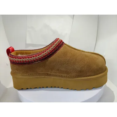 2026 Winter Durable and Warm Flat Boots