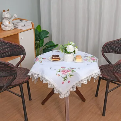 Waterproof Multi-Size Polyester Round Tables Square Type Christmas Decoration Embroidery Table Cloth