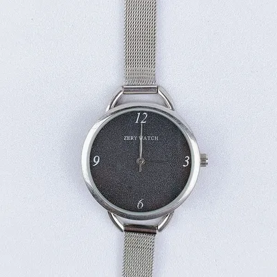 R1000 Women Simple and Fashionable Small Dial with Diamond Watch