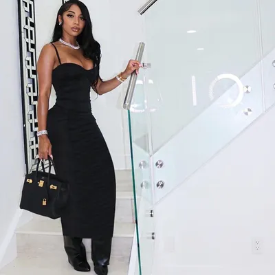 Women's Sexy Spaghetti Strap Long MIDI Dress Sponge Bra Deep V Neck Backless Clubwear 2022 Fashion Streetwear Bodycon Wholesale New Design Hot Sexy Dress