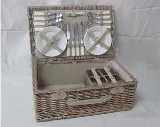 Willow Picnic Basket