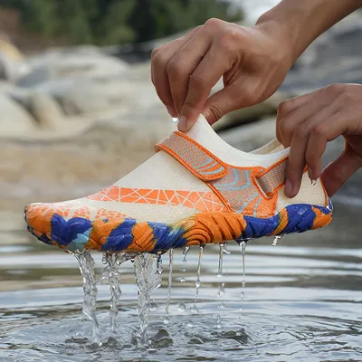 ODM/OEM Unisex Oversize Diving Water Shoes Swim Pool Beach Aqua Socks Quick-Dry Barefoot Shoes