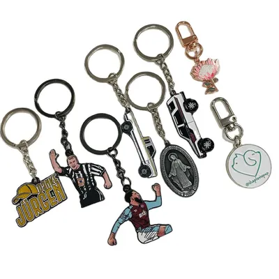 Factory Making Anime 3D Zinc Alloy Metal Custom Souvenir Football Player Metal Keychain