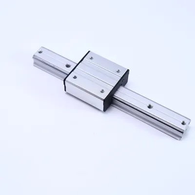 Innovative Dual-Axis Guide Rail for Efficient Crane Operations