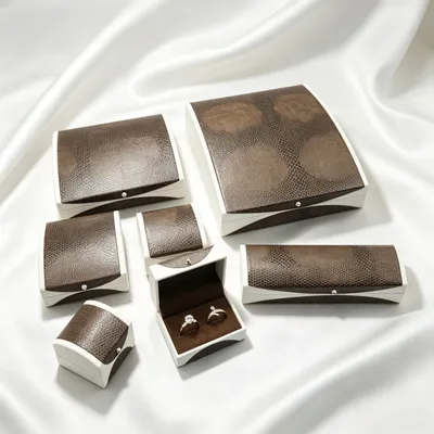Custom Logo on Leather-Lined Jewelry Gift Boxes