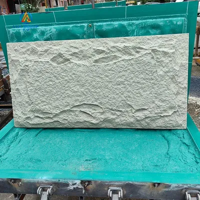 Decorative Mushroom Stone Durable Exterior Wall Artificial PU Stone Wall Panel Mold