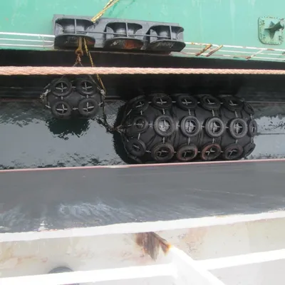 LNG Sts Fender 50 Kpa Primary Yokohama Inflatable Rubber Fender