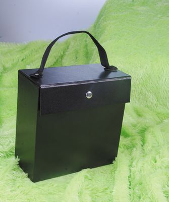 Box (b-29)