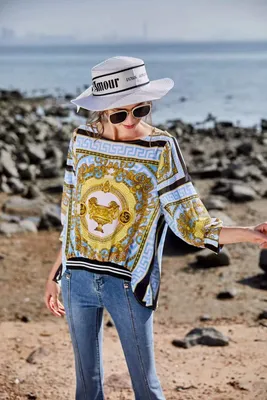 2022 Latest Fashion Pattern Design for Women′ S Tops