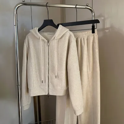 Casual Two-Piece Set with a Full Outfit
