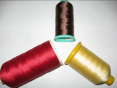 100% High Tenacity Polyester Thread (50D-up)