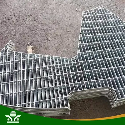 Zhongtai Bar Shape 1– 1/4" X 5/16" China Stainless Steel Steam Grate Manufacturing Hdsgw22-04 Galvanized Steel Grating Platform Used for Decorative Wall