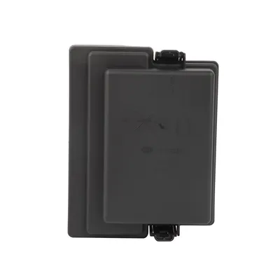 Automotive Fuse Box Auto Parts Supplier Hot Selling Fusing Protection Power Distribution Unit Best-Selling