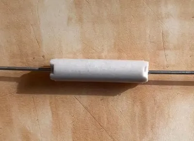 RF Phenolic Chokes Coil Form Cores, , Axial Leaded Cores (coilforms)