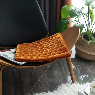 Comfortable Soothing Automotive Elastic Cushion Pad for Outdoor Use