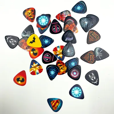 Hot Sale Custom Logo Color Celluloid Guitar Picks/Guitar Plectrum Accessories (LZSGP02)