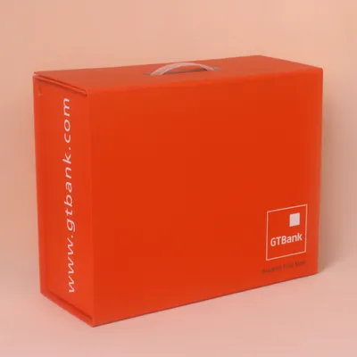 Luxury Elegant Flat Colorful Paper Cardboard Folding Packaging Gift Box with Handle