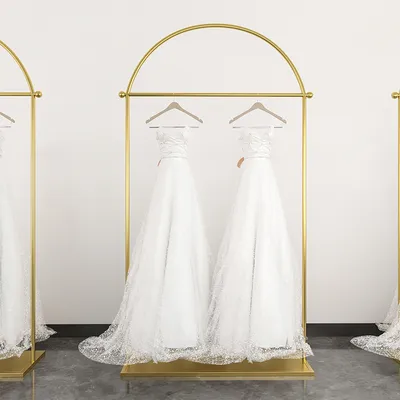 Premium Arch Gold Metal Wedding Dress Display Racks Heavy Duty Kd Stand OEM Wholesale