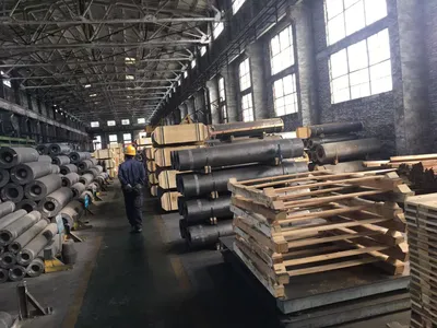High Carbon Graphite Electrode for Steel Making