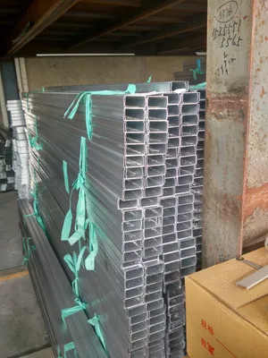 10*10mm Aluminium Cable Trunking