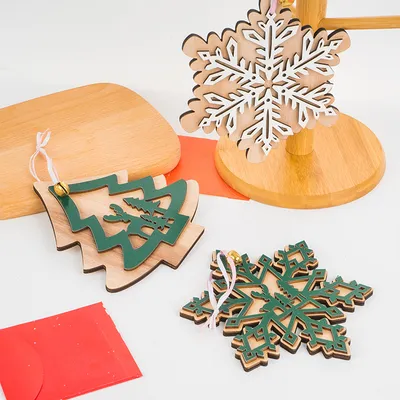 Creative Hollow Christmas Hanging Ornament - Wooden Snowflake Decoration for Party, Home, and Store Christmas Tree Decor