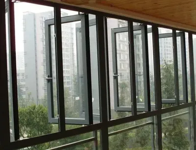 Flat Window, Push Window, Bay Window, Balcony Window, Broken Bridge Can Be with Screen Window or Safety Fence Yg-S081106