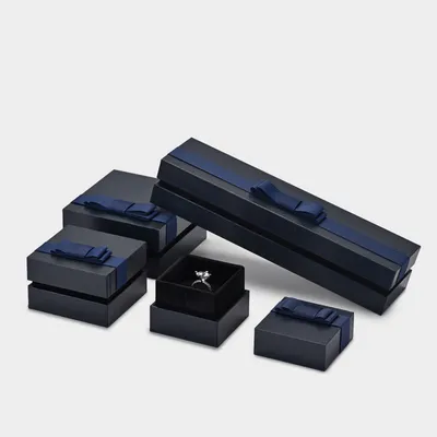 Custom Logo Jewelry Packging Box with Bowknot