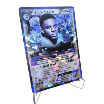 Low MOQ Customize Playing Game Cards Cheap Price Collectible Trading Cards Foil Stamping Cards