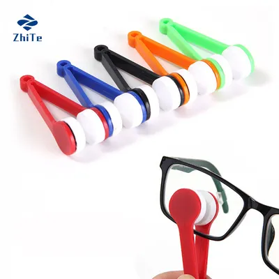 Portable Multifunctional Glasses Cleaning Rub Clean Cloth Sunglasses Cleaning Clip Microfibre Glasses Cleaner