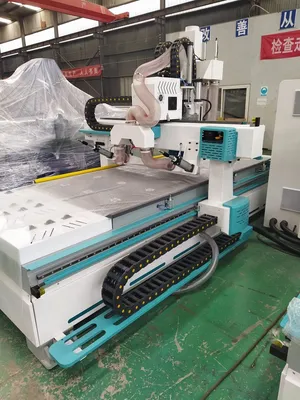 Inline Tool Change Machining Center CNC Machine Aluminum Alloy Profiles for Doors and Windows Making CNC Router