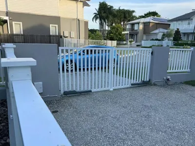 China Customized Safety Aluminum Railing/Fence Balcony Front Yard Back Yard