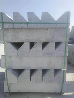 Grey Color Machine Cut Granite Kerbstone