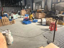 Logistics packaging