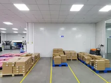 PACKAGING & SHIPPING