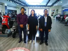 pictures of Visiting customers