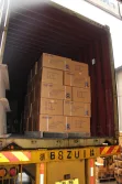 Makute loading container show