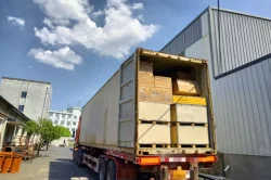 Goods shipping container