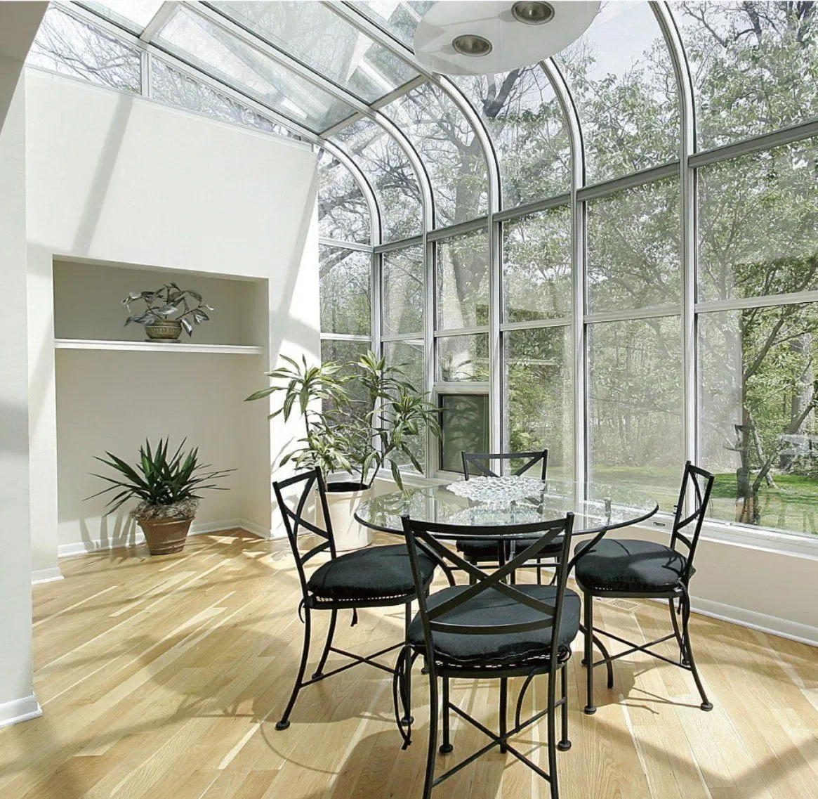 Aluminum Alloy Soundproof Lpsk Standard Packaging or Customized Custom High-End Sunroom System